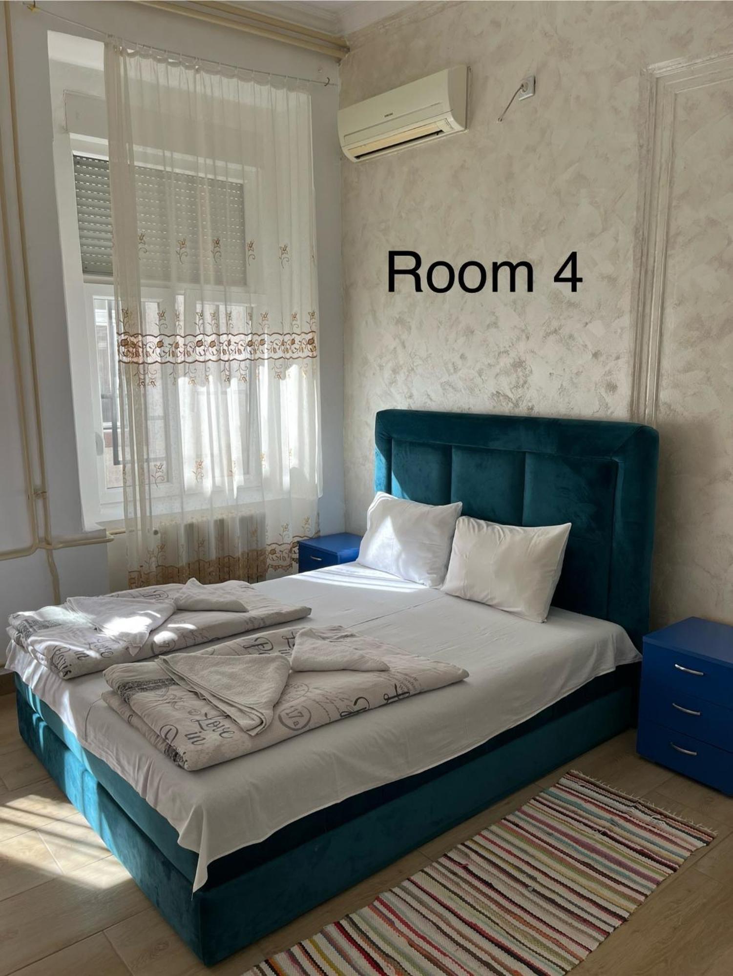 נובי סאד Sobe Sa Sopstvenim Kupatilom Private Rooms Bathroom In Center מראה חיצוני תמונה